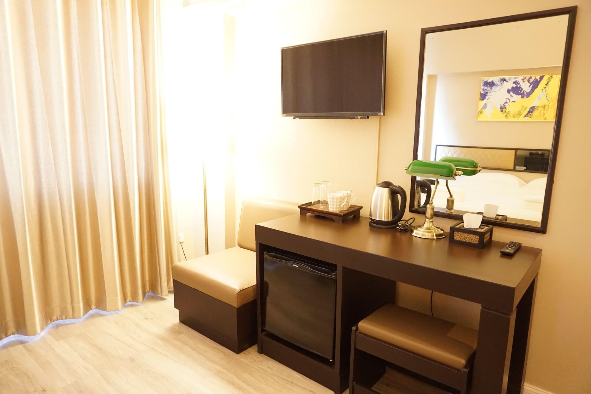 Taris Art Hotel Phrae Zewnętrze zdjęcie