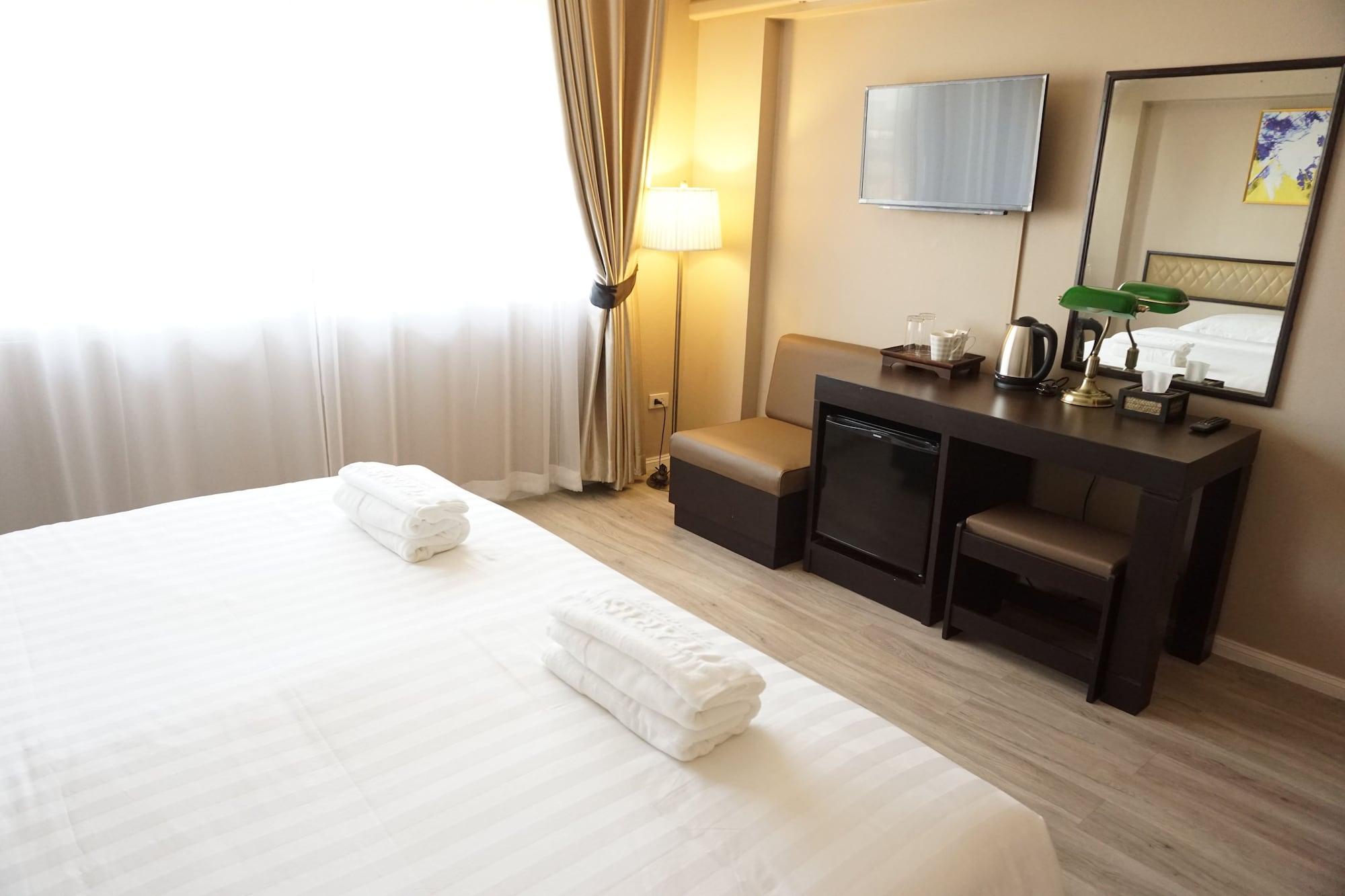 Taris Art Hotel Phrae Zewnętrze zdjęcie