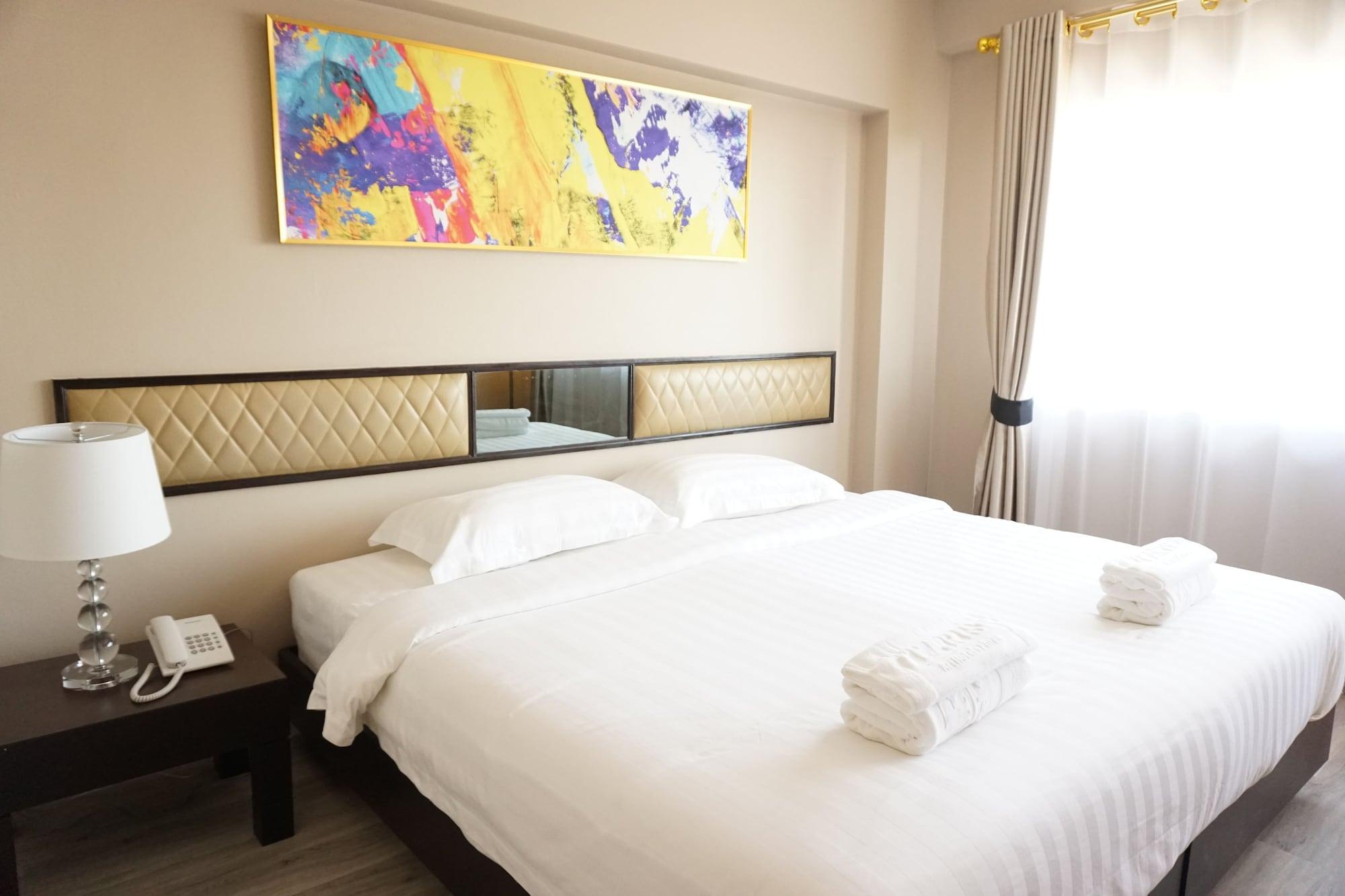 Taris Art Hotel Phrae Zewnętrze zdjęcie