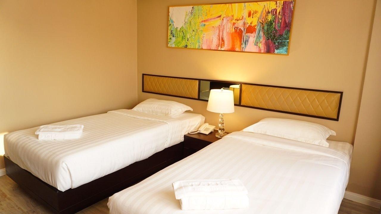 Taris Art Hotel Phrae Zewnętrze zdjęcie
