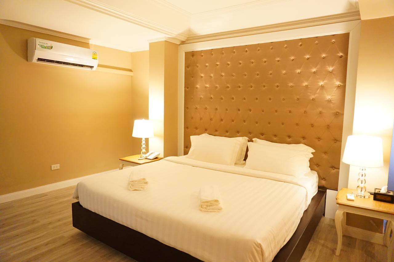 Taris Art Hotel Phrae Zewnętrze zdjęcie