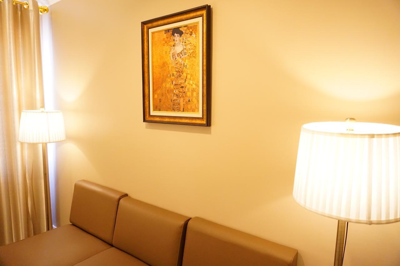 Taris Art Hotel Phrae Zewnętrze zdjęcie