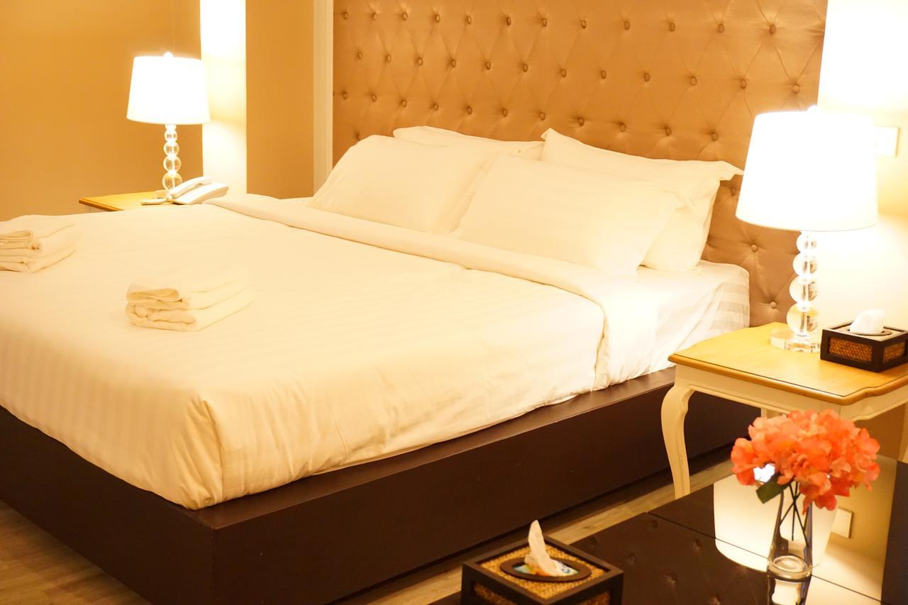 Taris Art Hotel Phrae Zewnętrze zdjęcie