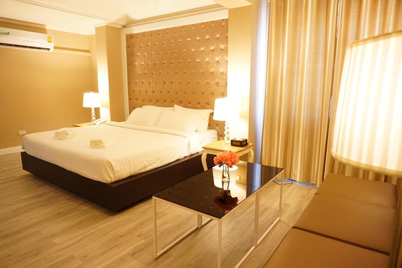 Taris Art Hotel Phrae Zewnętrze zdjęcie