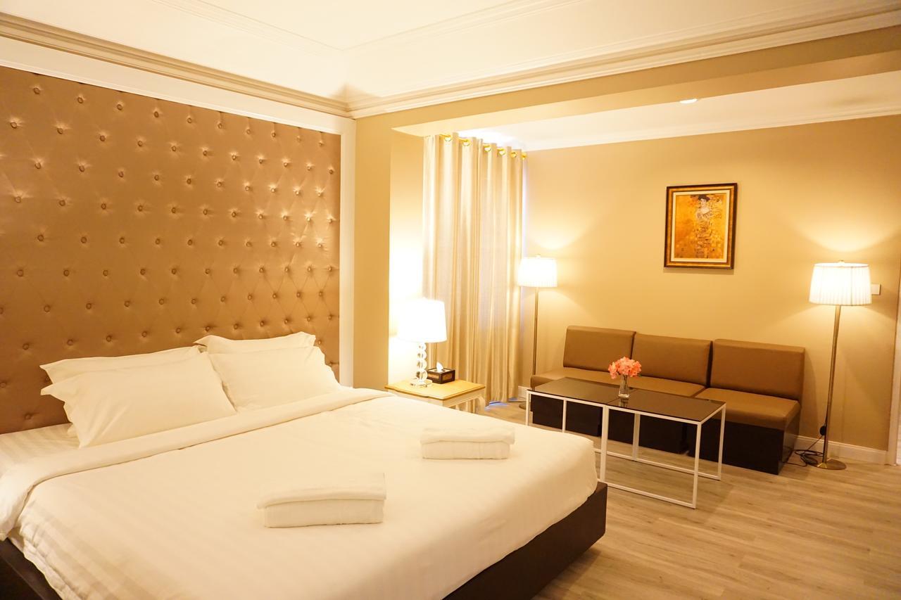 Taris Art Hotel Phrae Zewnętrze zdjęcie