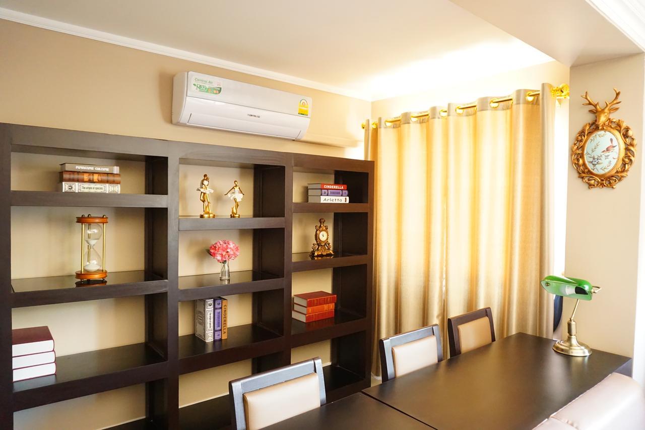 Taris Art Hotel Phrae Zewnętrze zdjęcie