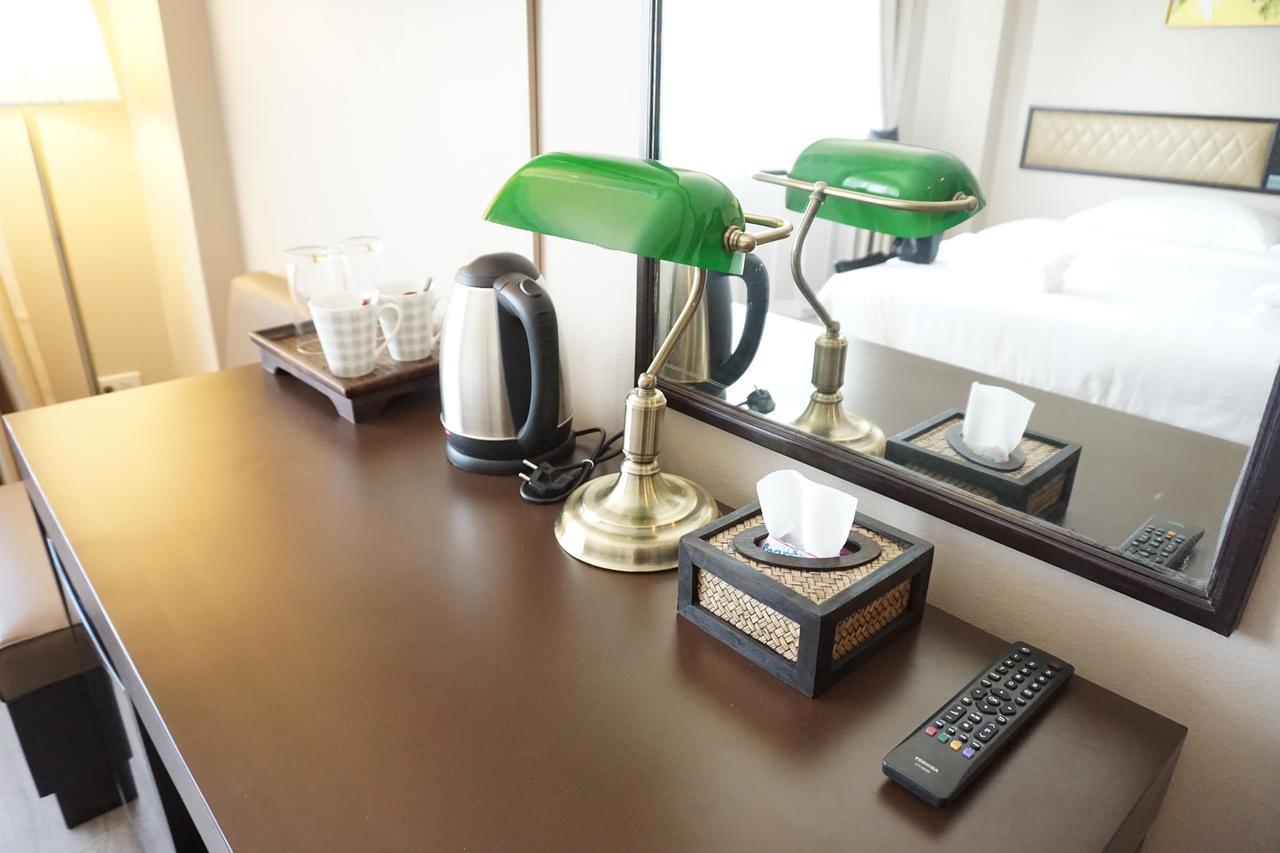 Taris Art Hotel Phrae Zewnętrze zdjęcie