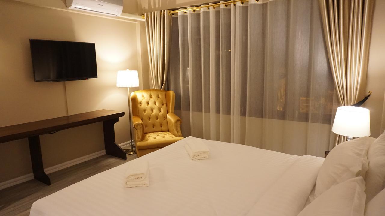 Taris Art Hotel Phrae Zewnętrze zdjęcie